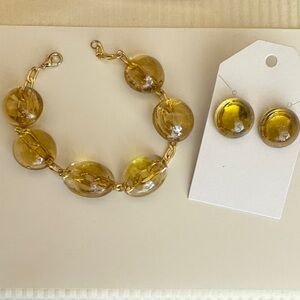 Chic Gold and Amber Bracelet Set